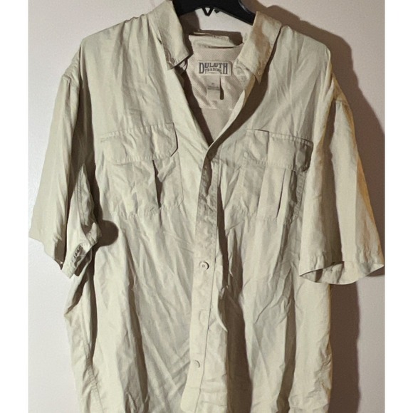 Duluth Trading Co Other - Duluth Trading Co Men's XL Short Sleeve Button-Up Fishing Shirt Beige Pockets‎